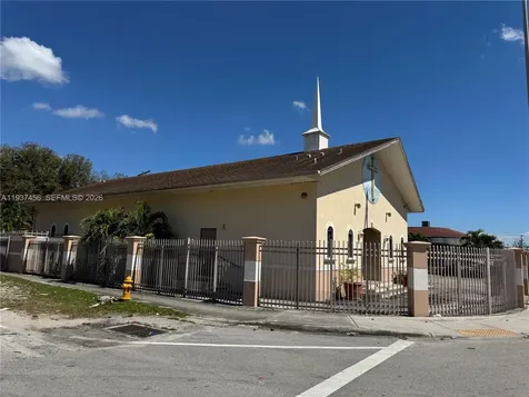 1595 NW 119th Street North Miami FL 33167