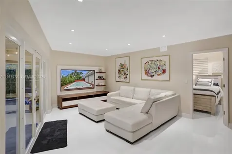 8843 Hawthorne Avenue Surfside FL 33154