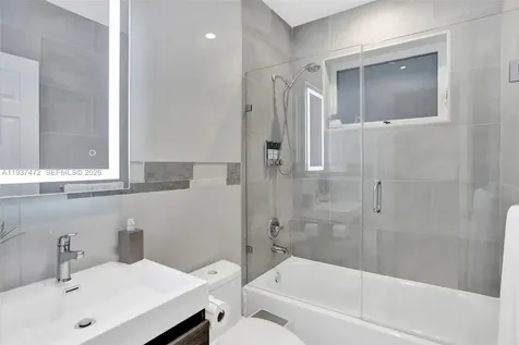 8843 Hawthorne Avenue Surfside FL 33154