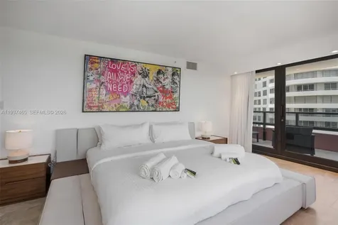 5225 Collins Avenue Miami Beach FL 33140