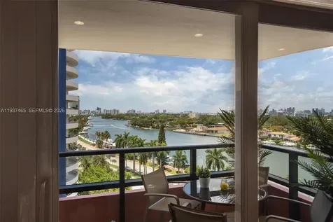 5225 Collins Avenue Miami Beach FL 33140