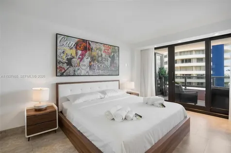 5225 Collins Avenue Miami Beach FL 33140