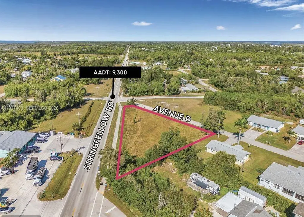 5585 Avenue D Fort Myers FL 33922