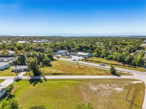 5585 Avenue D Fort Myers FL 33922