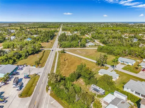 5585 Avenue D Fort Myers FL 33922