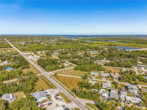 5585 Avenue D Fort Myers FL 33922