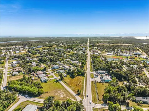 5585 Avenue D Fort Myers FL 33922