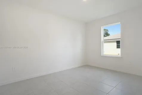 811 SE Seahouse Drive Port St. Lucie FL 34983
