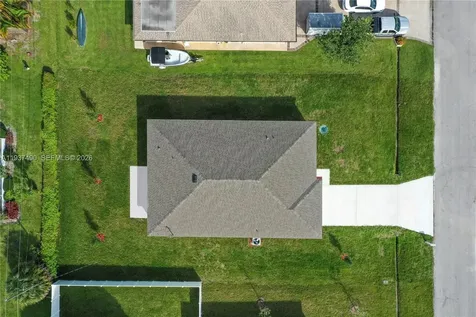 811 SE Seahouse Drive Port St. Lucie FL 34983