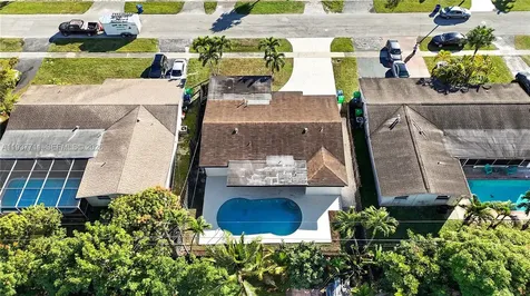8651 NW 24th Street Sunrise FL 33322