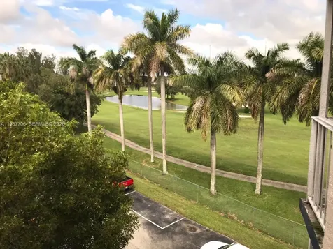 6995 NW 186th Street Hialeah FL 33015