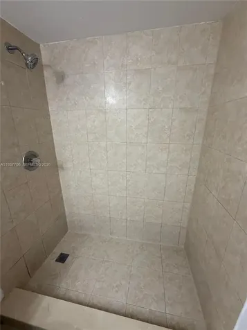 6995 NW 186th Street Hialeah FL 33015