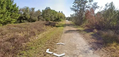 3292 Gossamer Avenue Lake Placid FL 33852