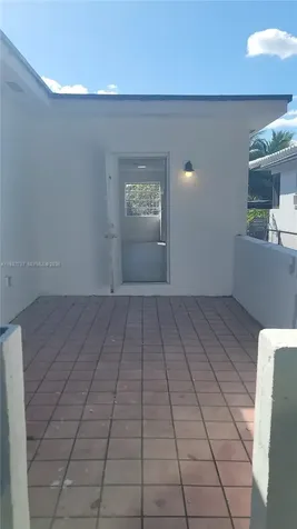 2951 NW 49th Street Miami FL 33142