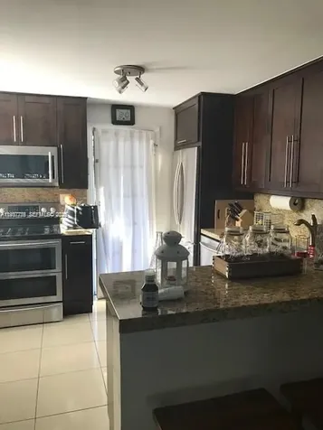 10794 N Kendall Drive Miami FL 33176