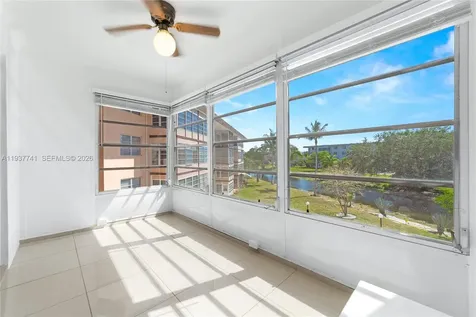 2951 NW 46th Avenue Lauderdale Lakes FL 33313