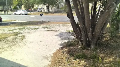 710 52nd Street West Palm Beach FL 33407