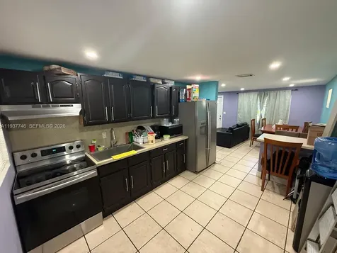 1299 NE 40th Court Oakland Park FL 33334
