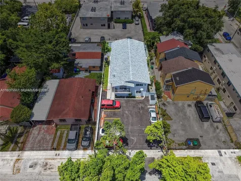 1621 NW 16th Street Miami FL 33125