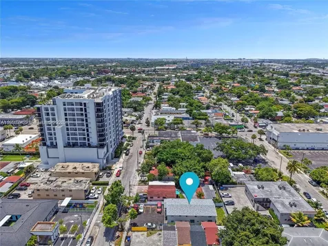 1621 NW 16th Street Miami FL 33125