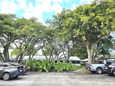 842 Banks Road Coconut Creek FL 33063
