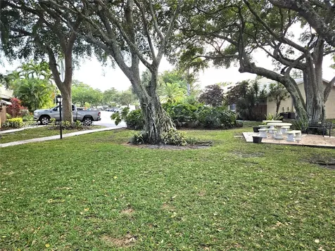 842 Banks Road Coconut Creek FL 33063