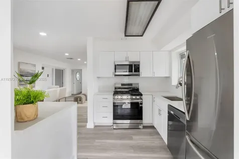 4331 NW 9th Court Coconut Creek FL 33066