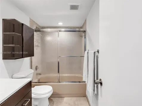 20401 NE 30th Avenue Aventura FL 33180