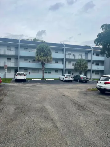 8351 Sands Point Boulevard Tamarac FL 33321