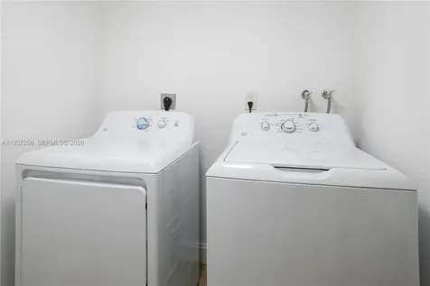 2215 Cypress Island Drive Pompano Beach FL 33069