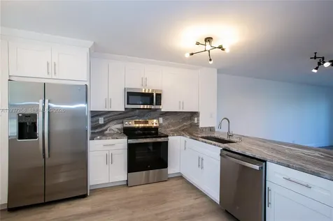 2215 Cypress Island Drive Pompano Beach FL 33069