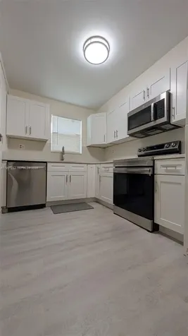 6080 NW 44th Street Lauderhill FL 33319