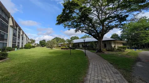 6080 NW 44th Street Lauderhill FL 33319