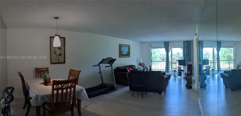 6080 NW 44th Street Lauderhill FL 33319