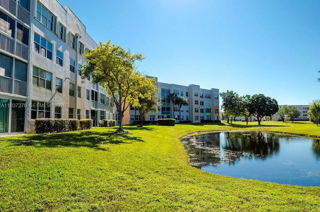 2601 N Nob Hill Road Sunrise FL 33322