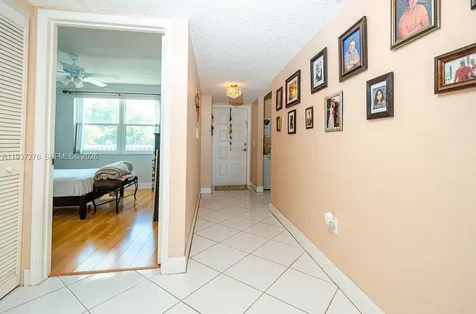 2601 N Nob Hill Road Sunrise FL 33322