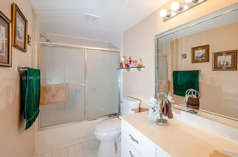 2601 N Nob Hill Road Sunrise FL 33322