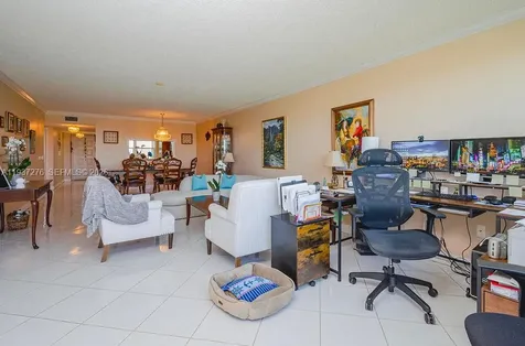 2601 N Nob Hill Road Sunrise FL 33322
