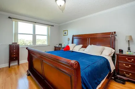 2601 N Nob Hill Road Sunrise FL 33322