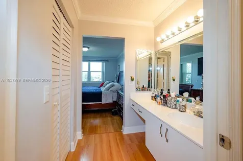 2601 N Nob Hill Road Sunrise FL 33322