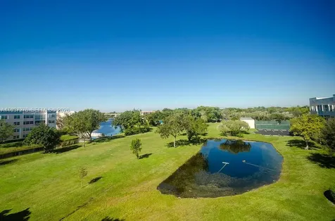 2601 N Nob Hill Road Sunrise FL 33322