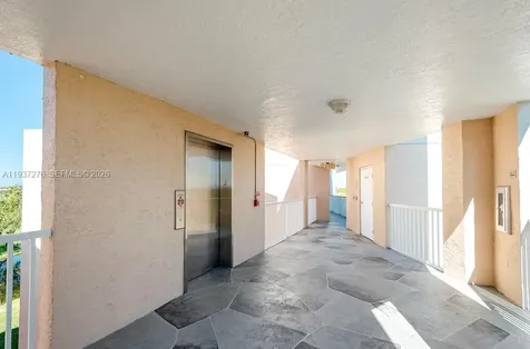 2601 N Nob Hill Road Sunrise FL 33322