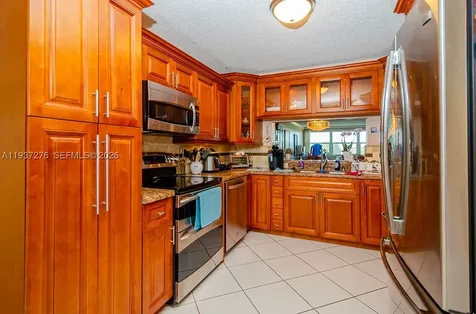 2601 N Nob Hill Road Sunrise FL 33322