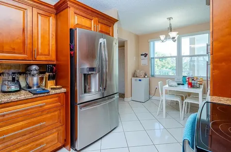 2601 N Nob Hill Road Sunrise FL 33322