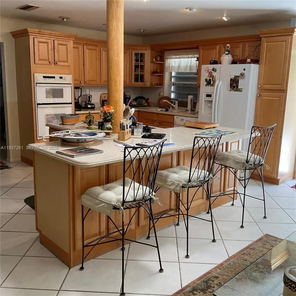 2808 NE 27th Street Fort Lauderdale FL 33306