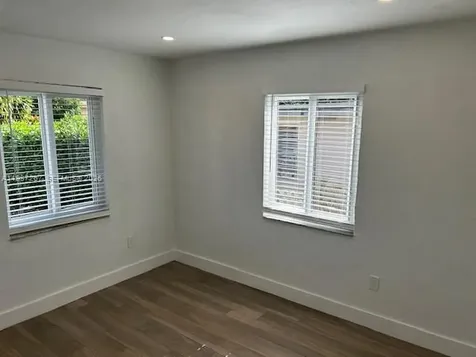 231 SW 51st Place Miami FL 33134