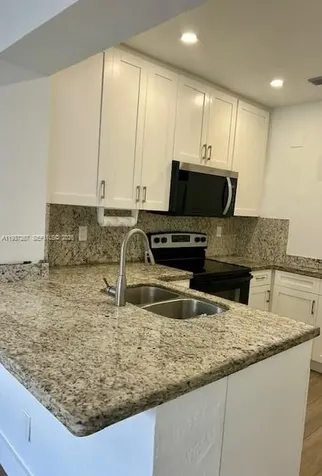 231 SW 51st Place Miami FL 33134