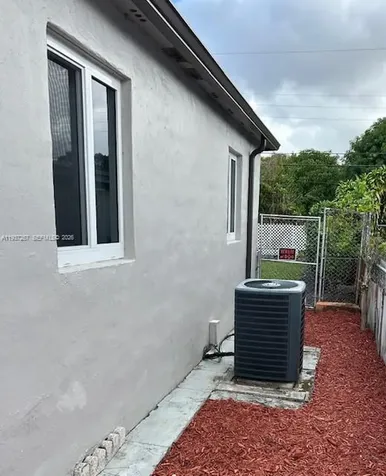 231 SW 51st Place Miami FL 33134