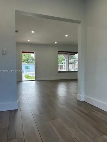 231 SW 51st Place Miami FL 33134