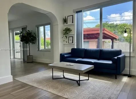 231 SW 51st Place Miami FL 33134